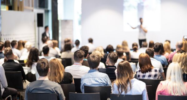 Konferencie