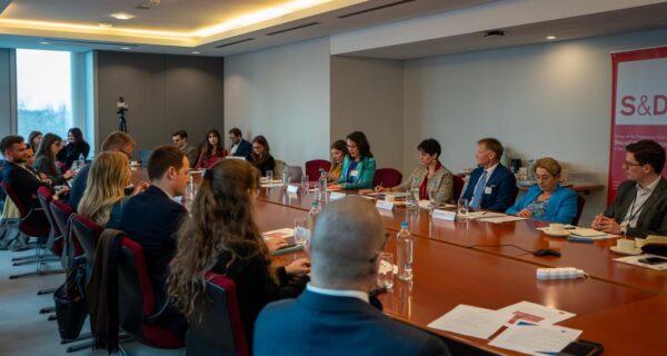 Európa tiež rieši zastaranú infraštruktúru, namiesto znárodňovania a napádania samospráv však hovorí o zdrojoch financovania